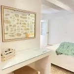 Avli House *