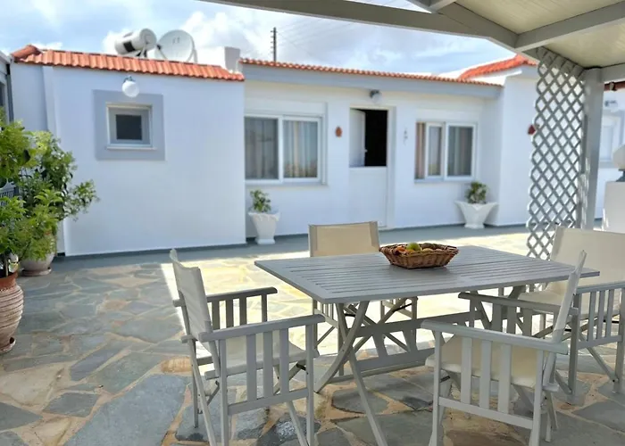 Avli House Ferienhaus